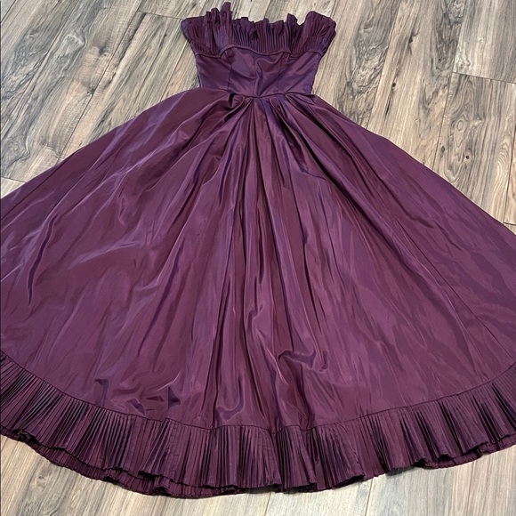 Victor Costa Vintage Plum Taffeta Off-Shoulder Gown Dark Romance Victorian - Picture 5 of 15